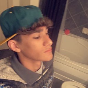 Meet your Posher, Helen